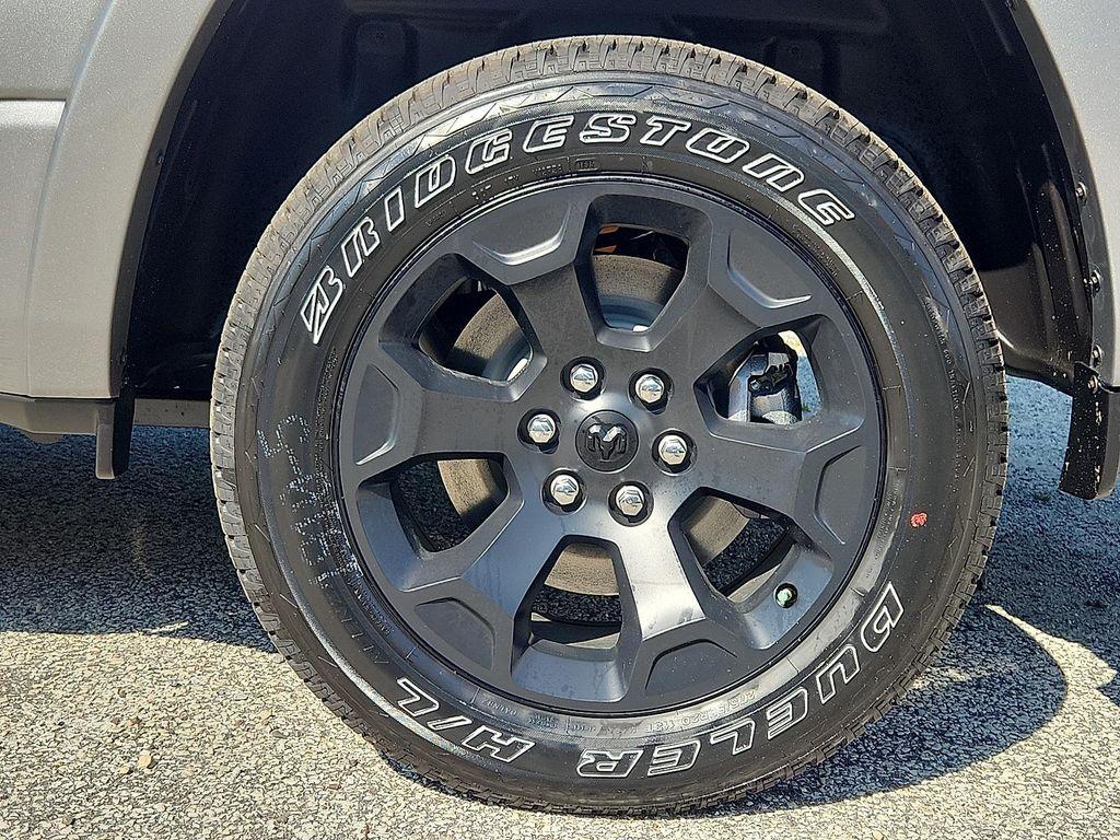 new 2025 Ram 1500 car, priced at $57,664