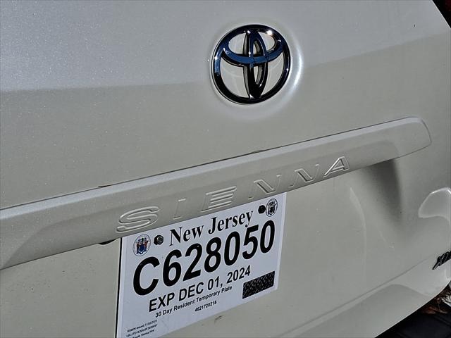 used 2015 Toyota Sienna car, priced at $15,594