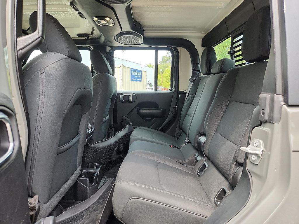 used 2021 Jeep Gladiator car, priced at $27,298