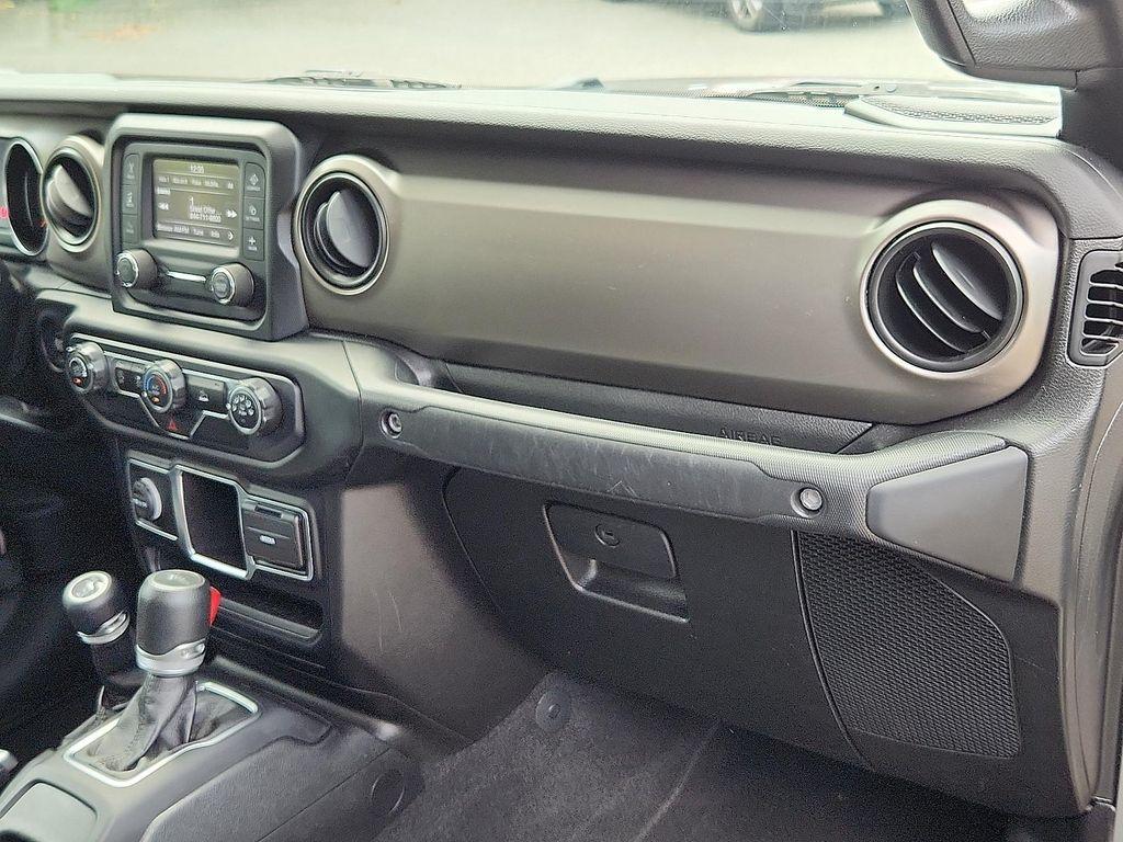 used 2021 Jeep Gladiator car, priced at $27,298