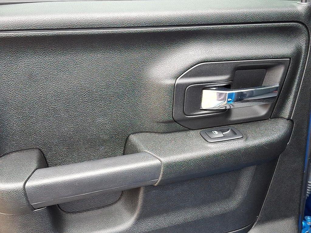 used 2021 Ram 1500 Classic car, priced at $27,585