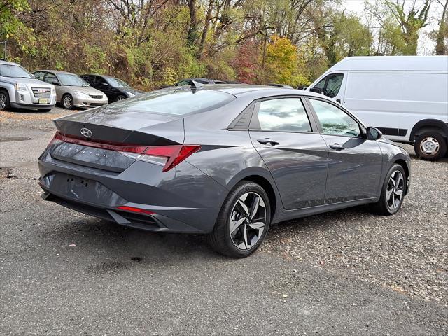 used 2023 Hyundai Elantra car, priced at $20,312