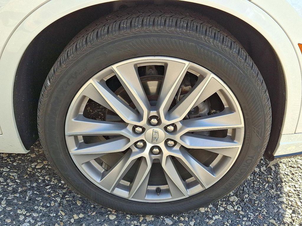 used 2021 Cadillac XT6 car, priced at $30,598