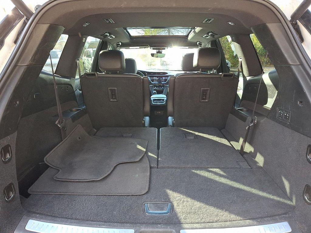 used 2021 Cadillac XT6 car, priced at $30,598