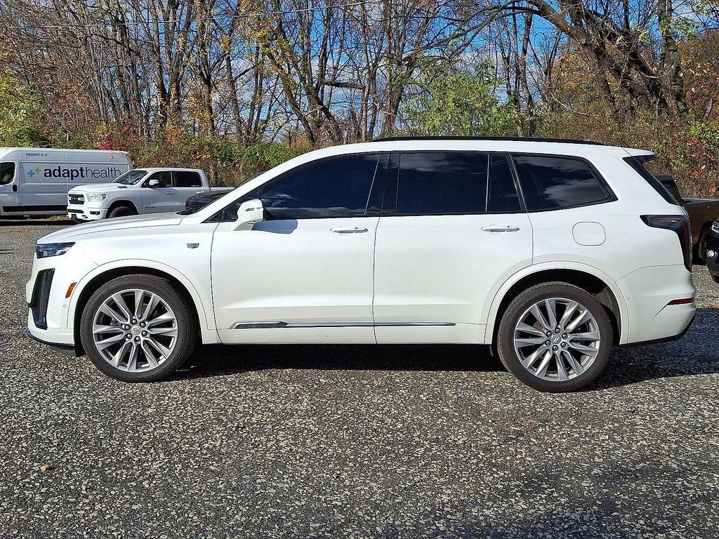 used 2021 Cadillac XT6 car, priced at $30,598