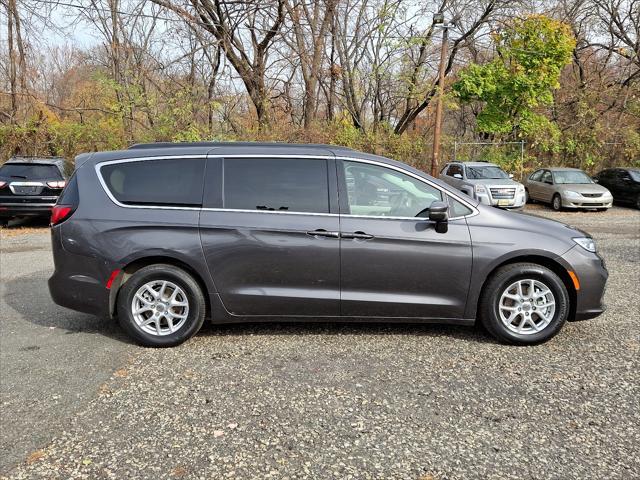 used 2022 Chrysler Pacifica car, priced at $25,194