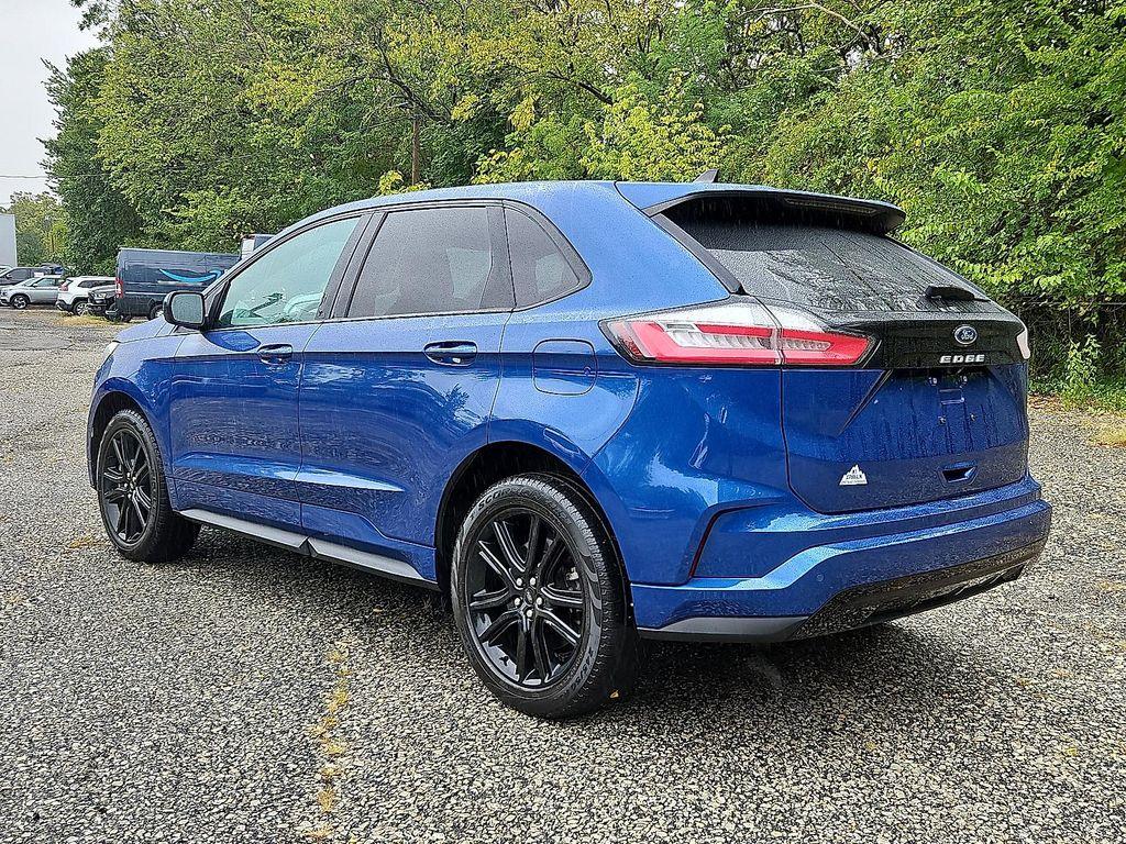 used 2022 Ford Edge car, priced at $26,598