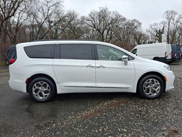 used 2022 Chrysler Pacifica car, priced at $36,594