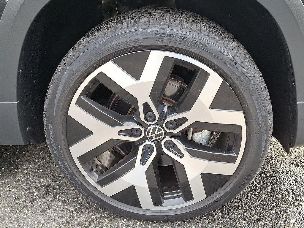 used 2022 Volkswagen Taos car, priced at $23,097