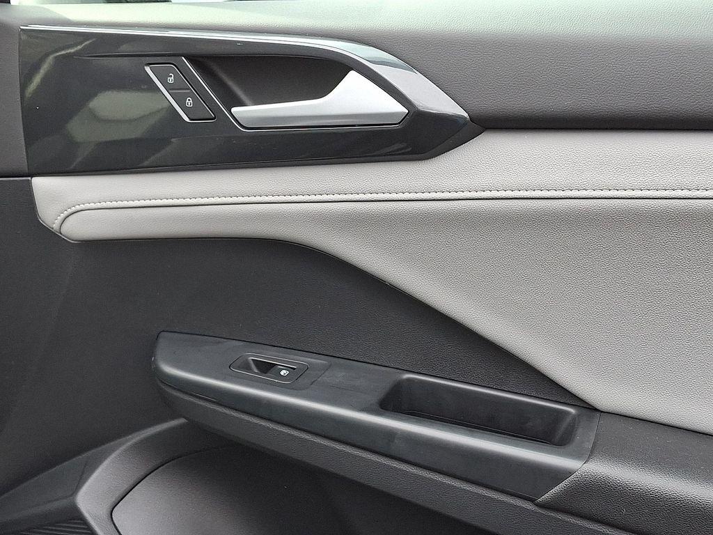 used 2022 Volkswagen Taos car, priced at $23,097