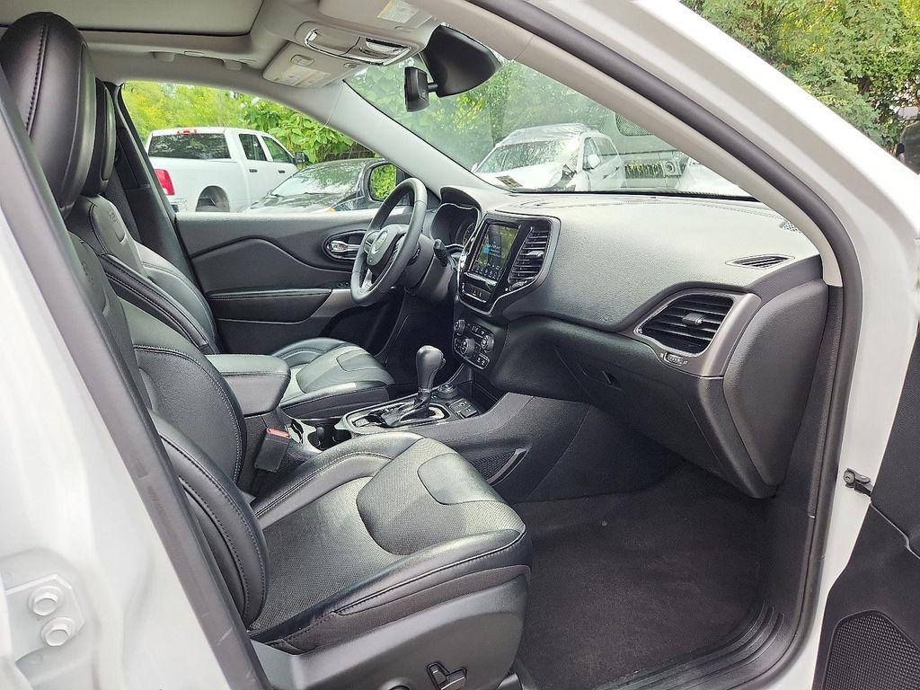 used 2022 Jeep Cherokee car, priced at $28,598