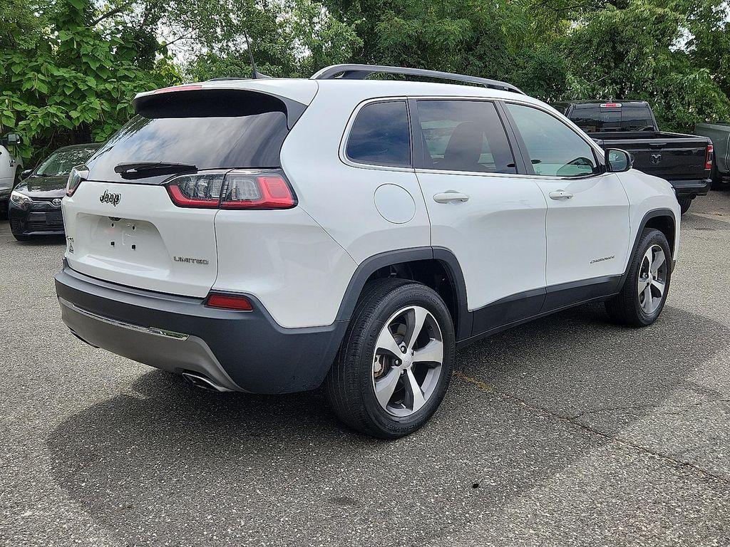 used 2022 Jeep Cherokee car, priced at $28,598