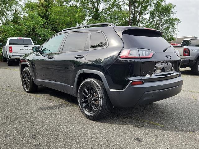 used 2023 Jeep Cherokee car, priced at $24,194