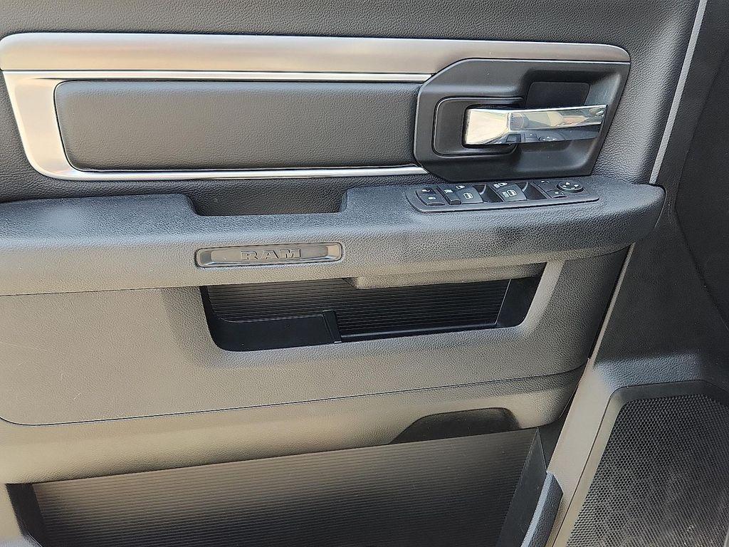 used 2022 Ram 1500 Classic car, priced at $27,994