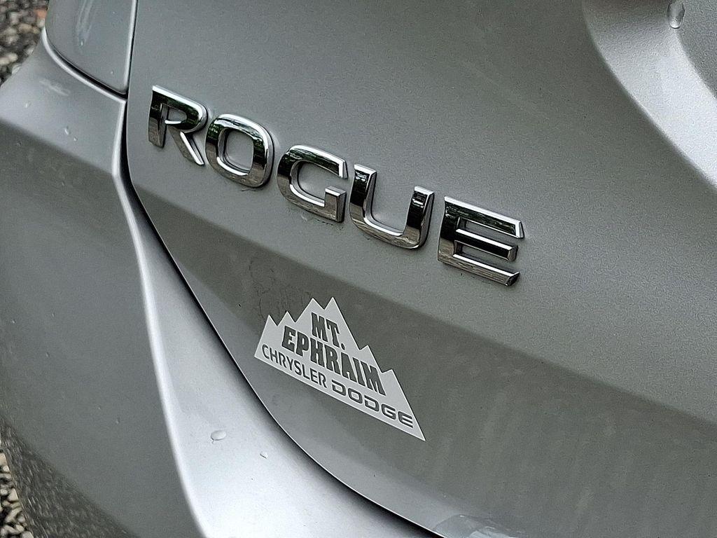used 2020 Nissan Rogue car, priced at $16,494