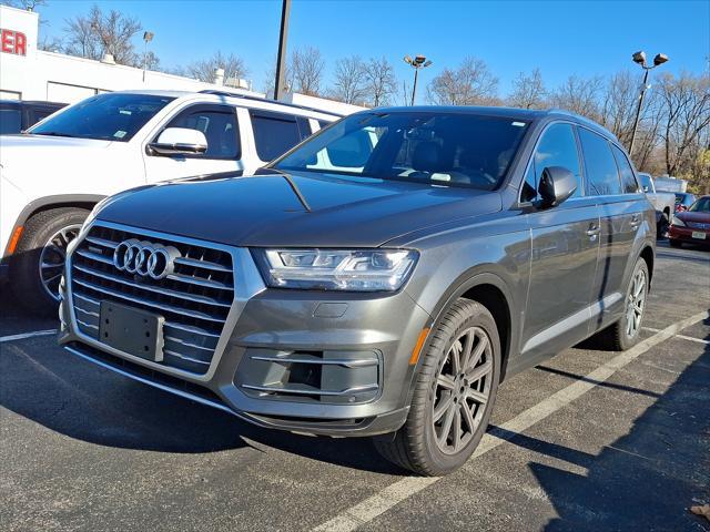 used 2019 Audi Q7 car, priced at $22,049