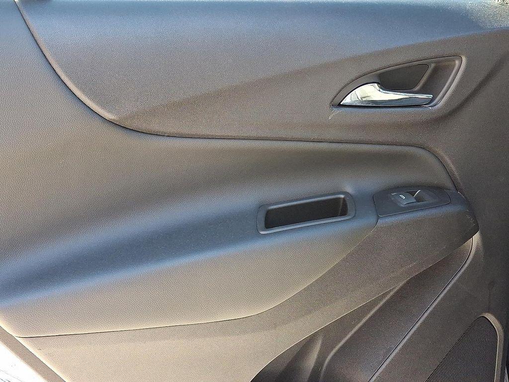 used 2021 Chevrolet Equinox car, priced at $15,598