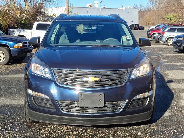 used 2017 Chevrolet Traverse car, priced at $14,194