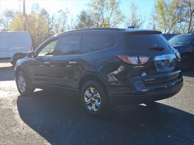 used 2017 Chevrolet Traverse car, priced at $14,194