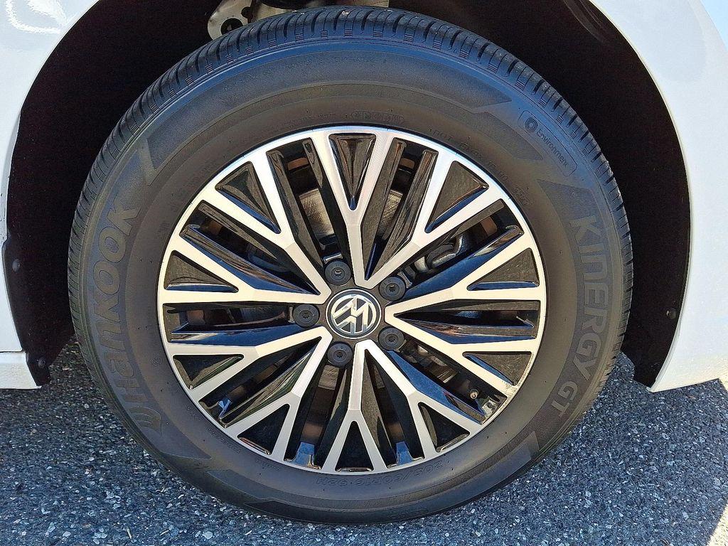 used 2021 Volkswagen Jetta car, priced at $20,277