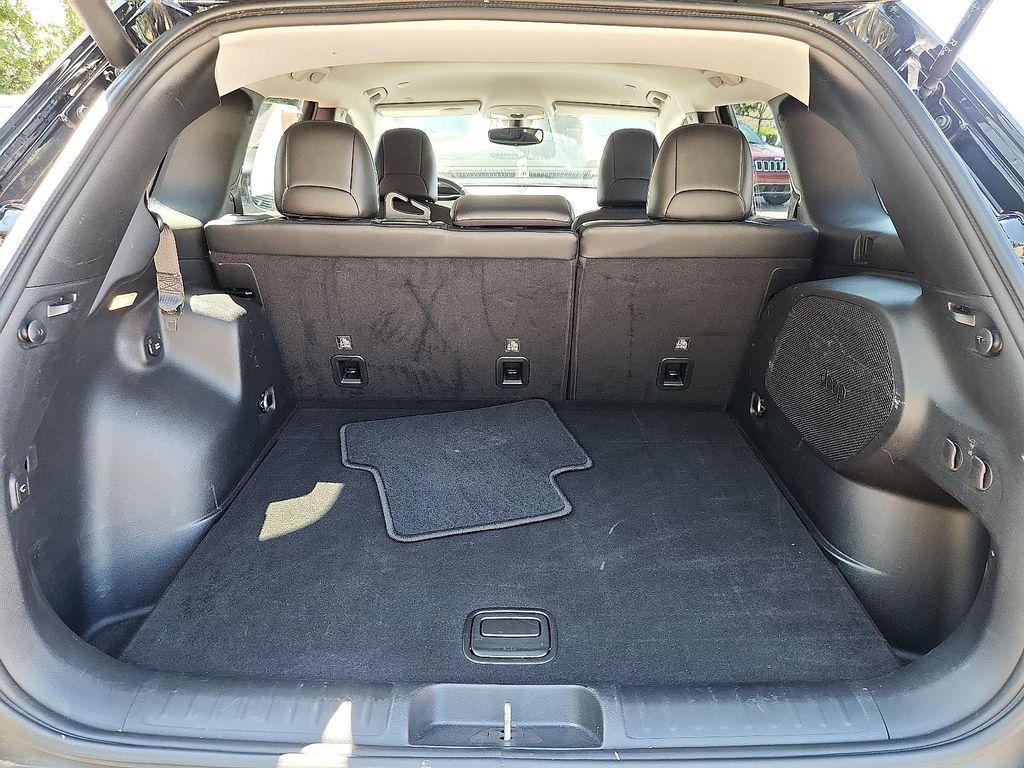 used 2020 Jeep Cherokee car, priced at $23,098
