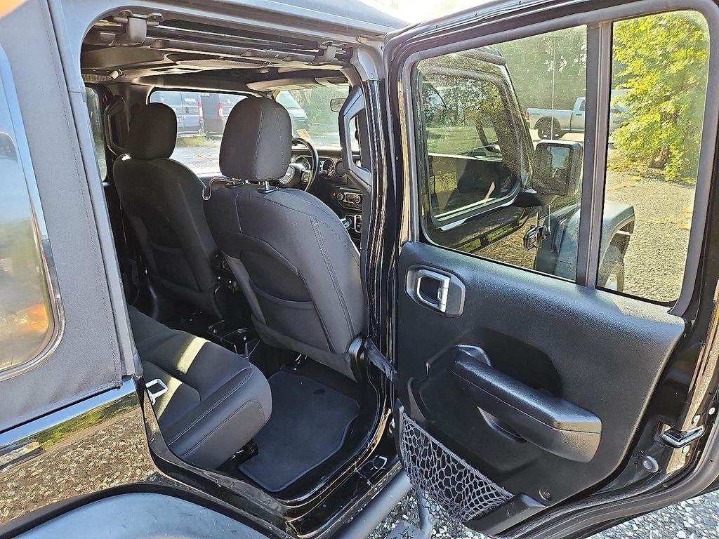 used 2019 Jeep Wrangler Unlimited car, priced at $15,598