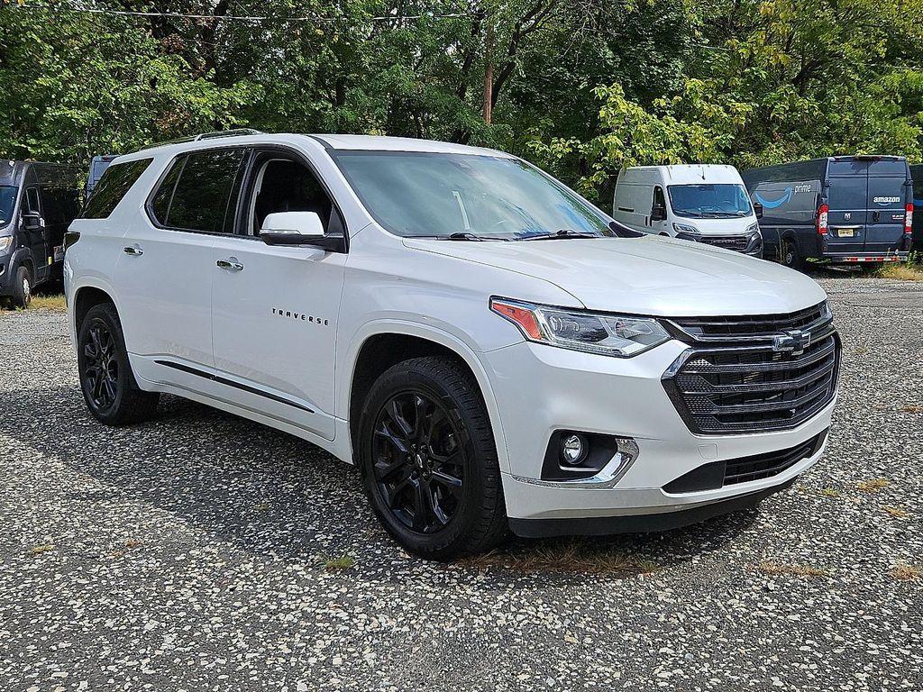 used 2021 Chevrolet Traverse car, priced at $28,598
