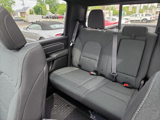 new 2025 Ram 1500 car, priced at $61,612
