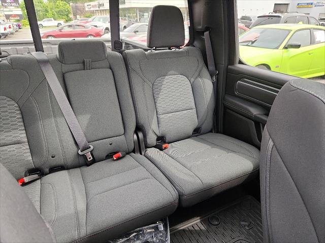 new 2025 Ram 1500 car, priced at $61,612