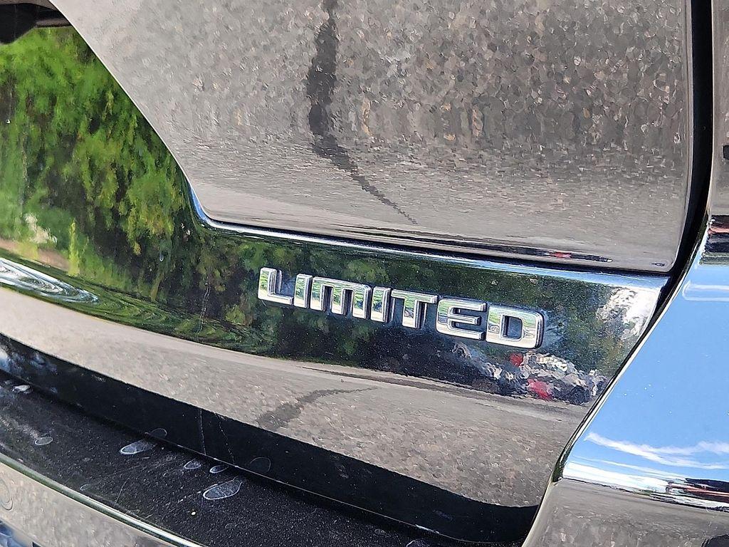 used 2022 Jeep Grand Cherokee L car, priced at $34,589