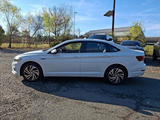 used 2021 Volkswagen Jetta car, priced at $23,194