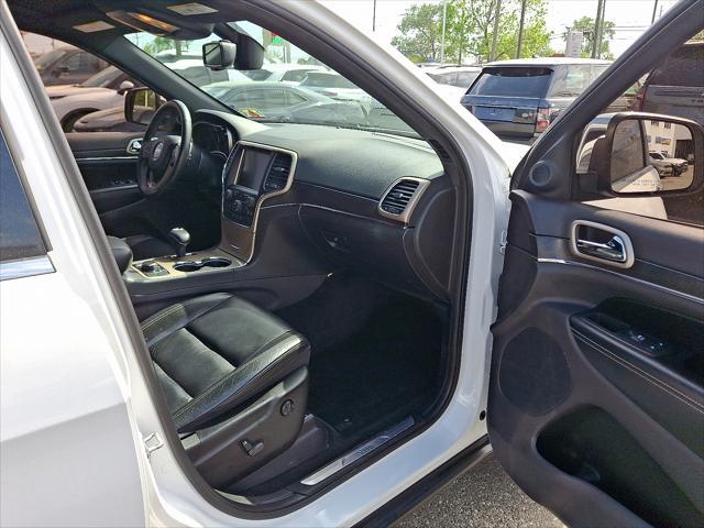 used 2015 Jeep Grand Cherokee car, priced at $13,594