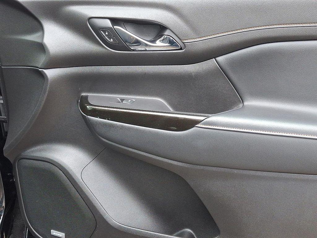 used 2021 GMC Acadia car, priced at $25,087