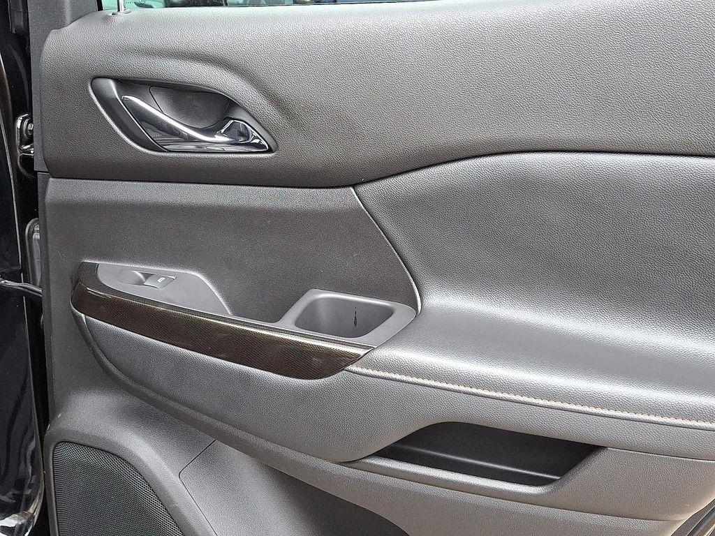 used 2021 GMC Acadia car, priced at $25,087