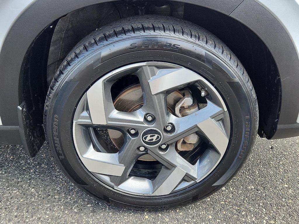 used 2022 Hyundai Venue car, priced at $17,598