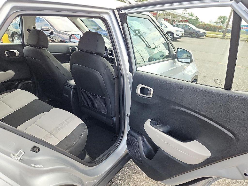 used 2022 Hyundai Venue car, priced at $17,598