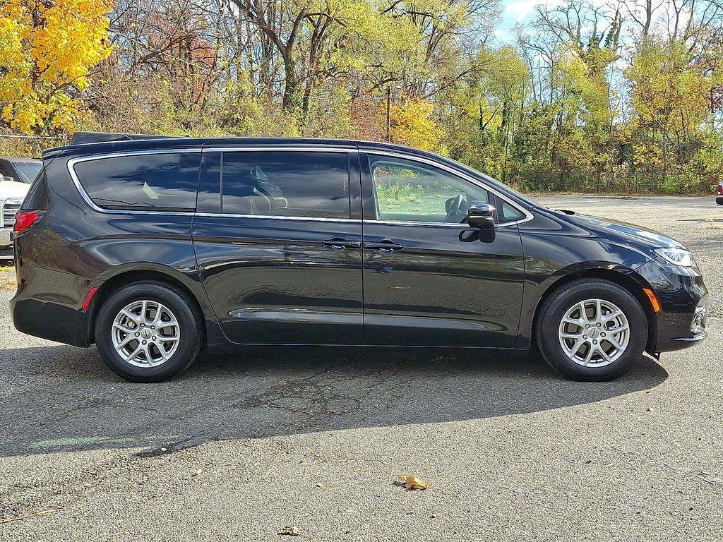 used 2023 Chrysler Pacifica car, priced at $29,598