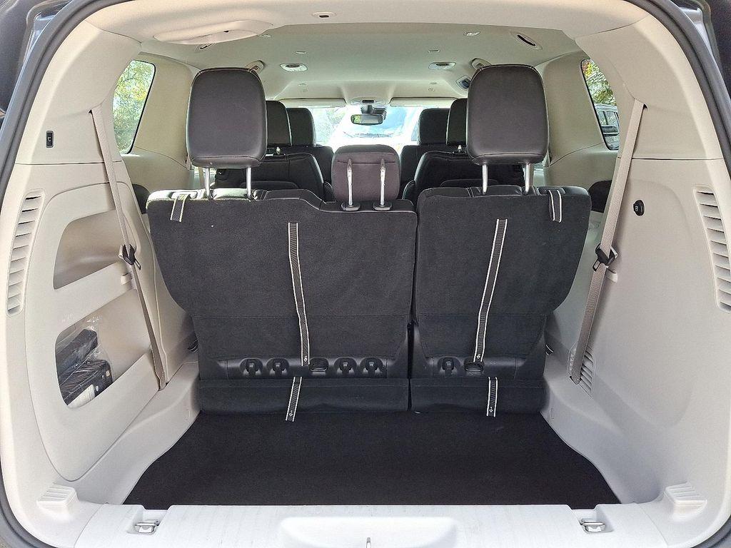 used 2023 Chrysler Pacifica car, priced at $29,598