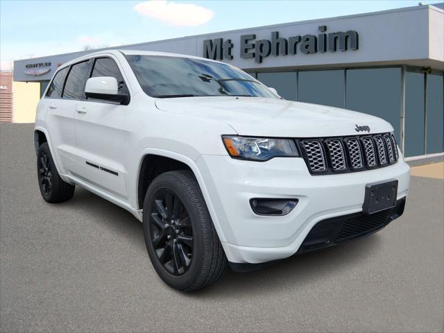 used 2022 Jeep Grand Cherokee car, priced at $35,329