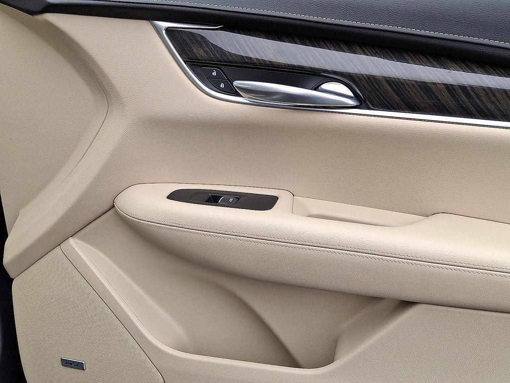 used 2018 Cadillac XT5 car, priced at $22,225