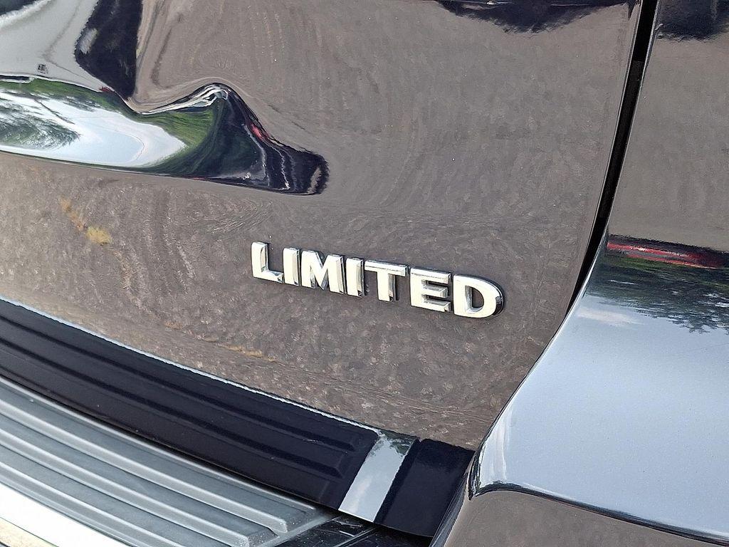 used 2018 Jeep Grand Cherokee car, priced at $18,598