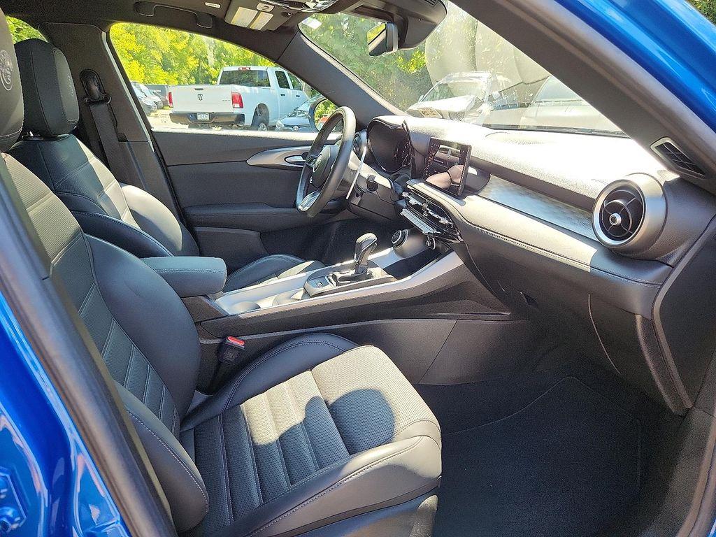 used 2024 Alfa Romeo Tonale car, priced at $32,589