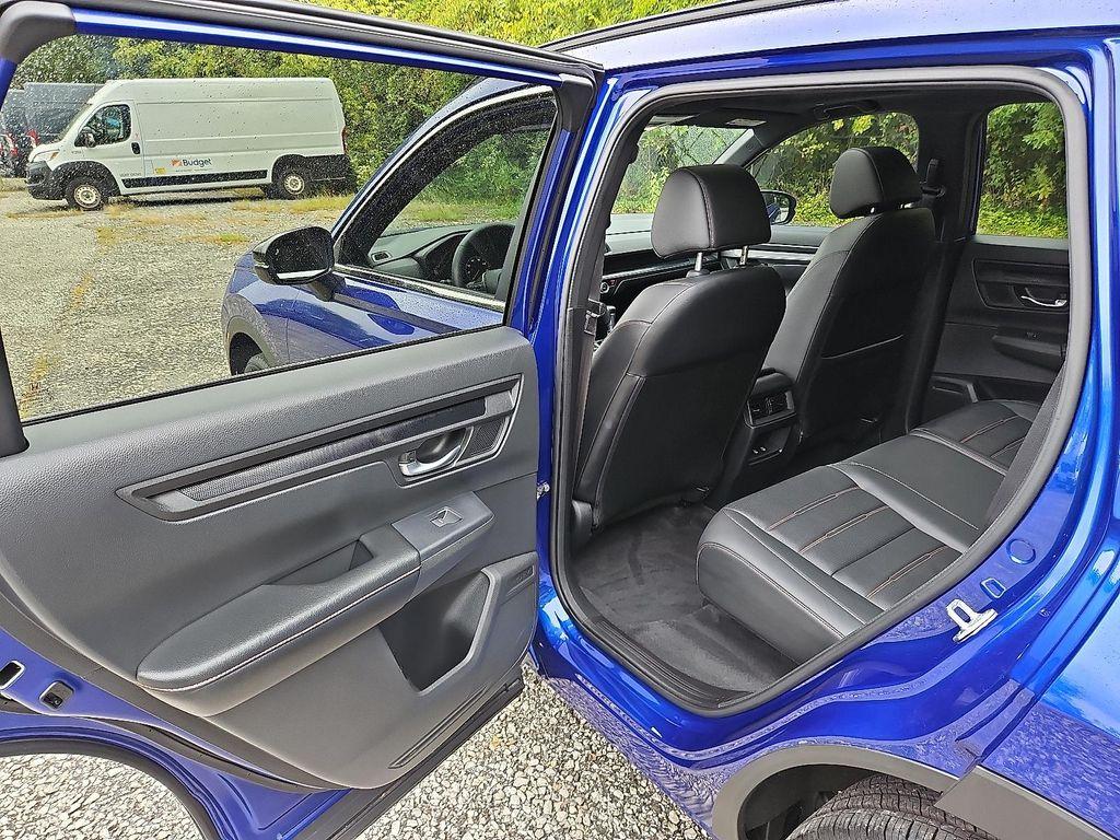 used 2024 Honda CR-V Hybrid car, priced at $26,598