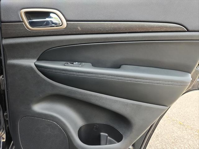 used 2016 Jeep Grand Cherokee car, priced at $13,194