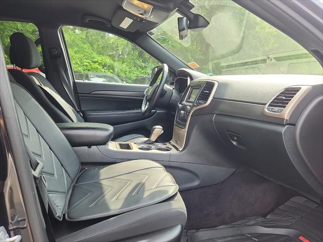used 2016 Jeep Grand Cherokee car, priced at $13,194