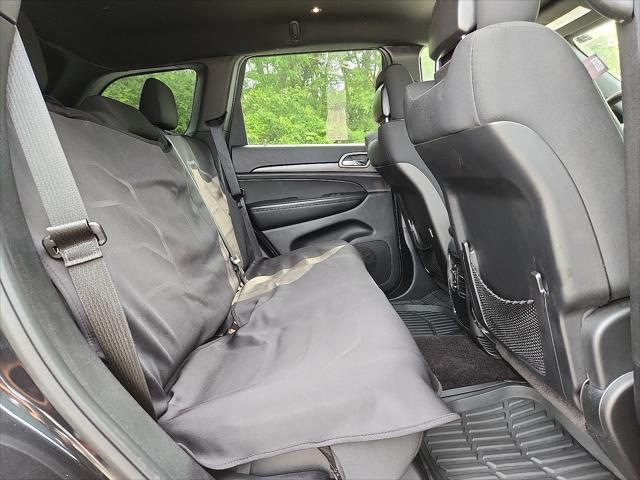 used 2016 Jeep Grand Cherokee car, priced at $13,194