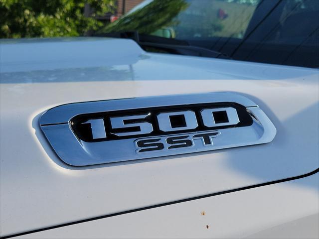 new 2025 Ram 1500 car, priced at $61,764