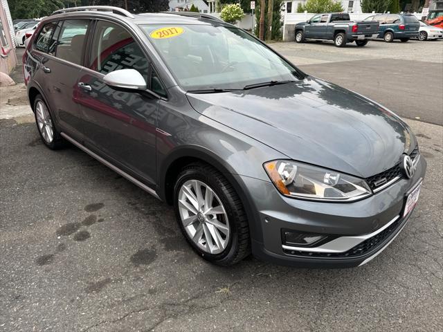 used 2017 Volkswagen Golf Alltrack car, priced at $13,400