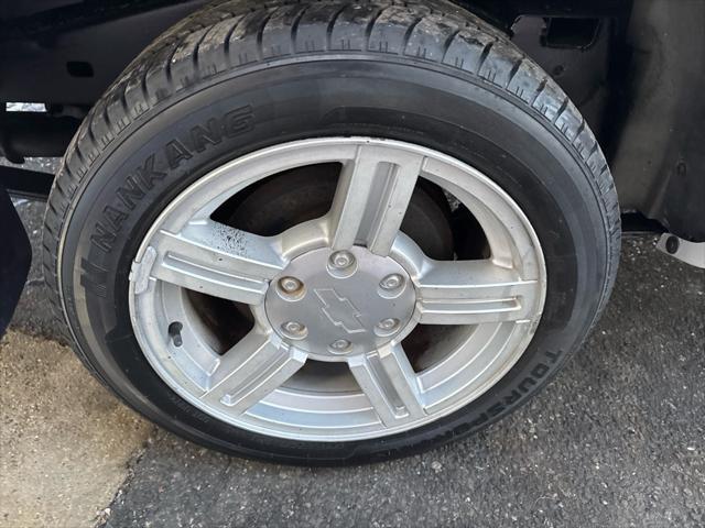 used 2004 Chevrolet Colorado car, priced at $7,500