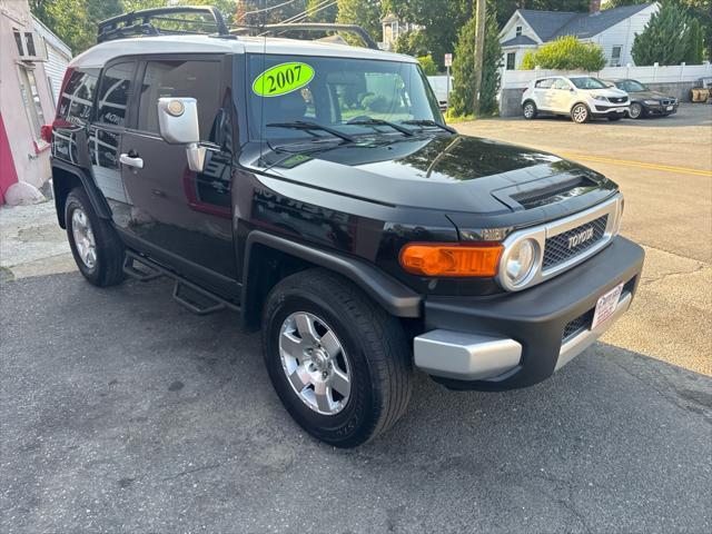 used 2007 Toyota FJ Cruiser car, priced at $14,995
